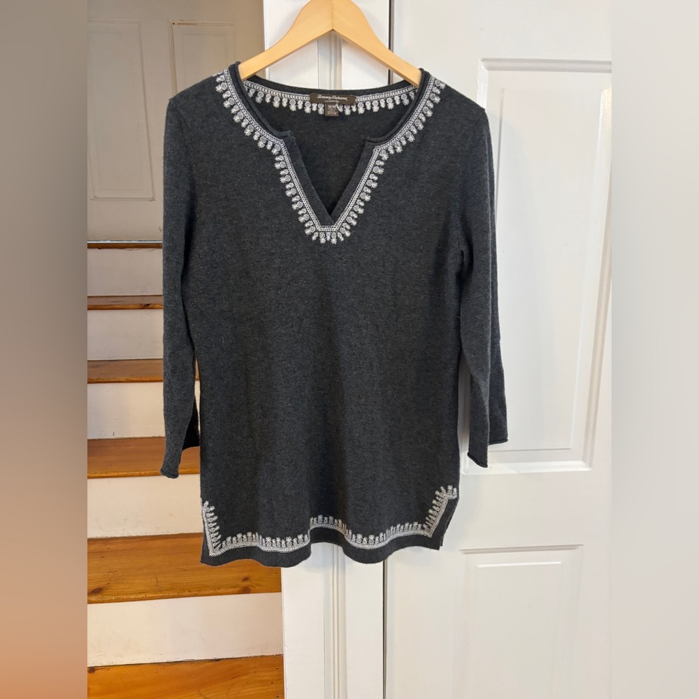 Tommy Bahama Cashmere Pineapple Tunic Sweater M, Grey - Picture 2 of 7